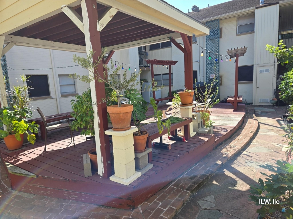 301 Avondale Street - Photo 3