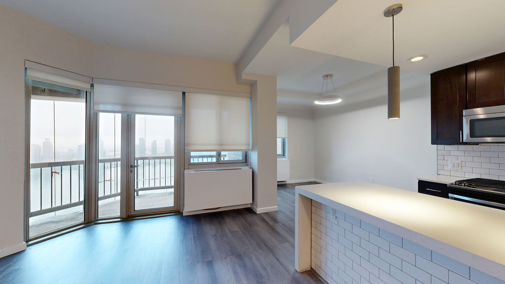 401 E 34th St - Photo 2
