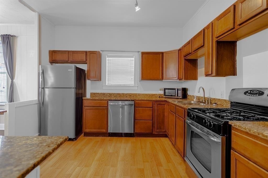 2102 Avenue O 1/2 - Photo 8