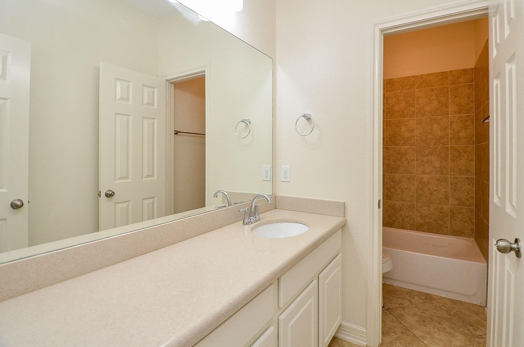 6510 Arroyo Springs Lane - Photo 16
