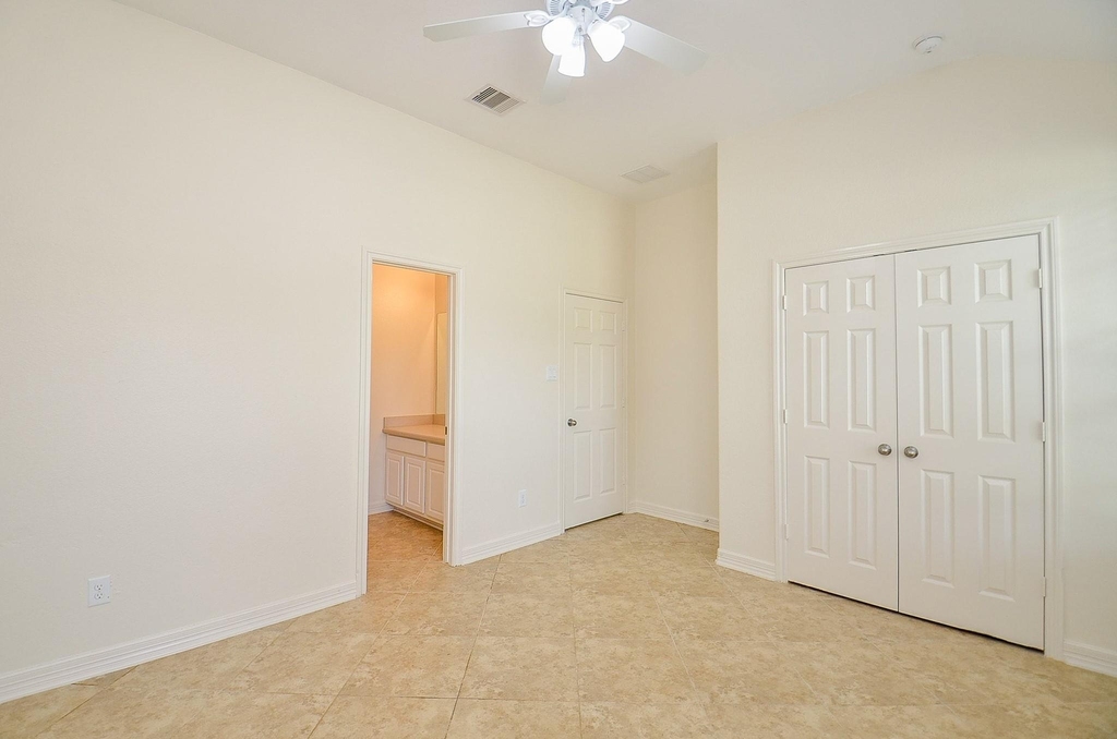 6510 Arroyo Springs Lane - Photo 12