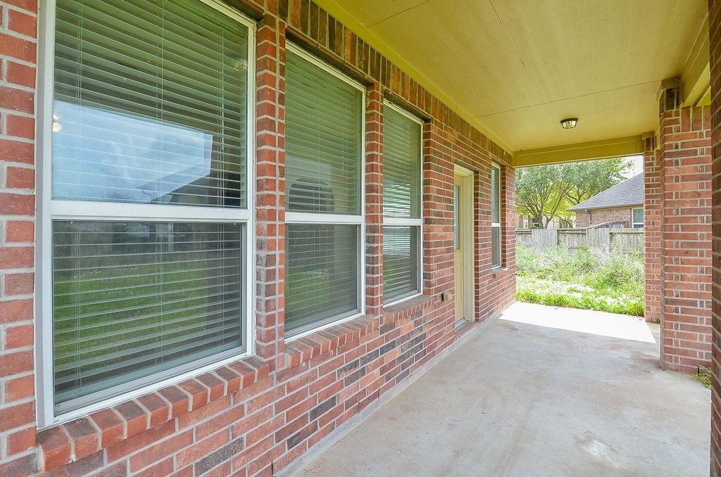 6510 Arroyo Springs Lane - Photo 17