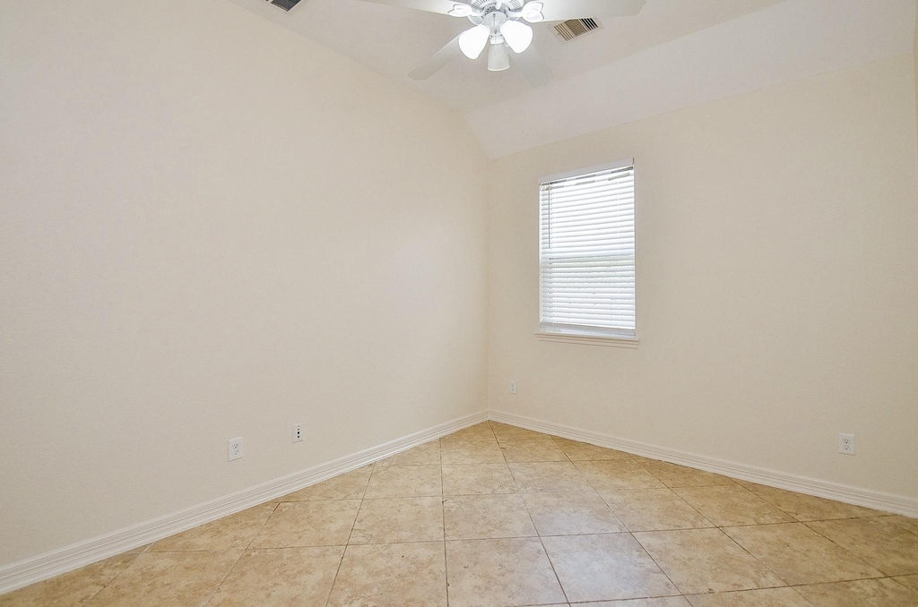 6510 Arroyo Springs Lane - Photo 14