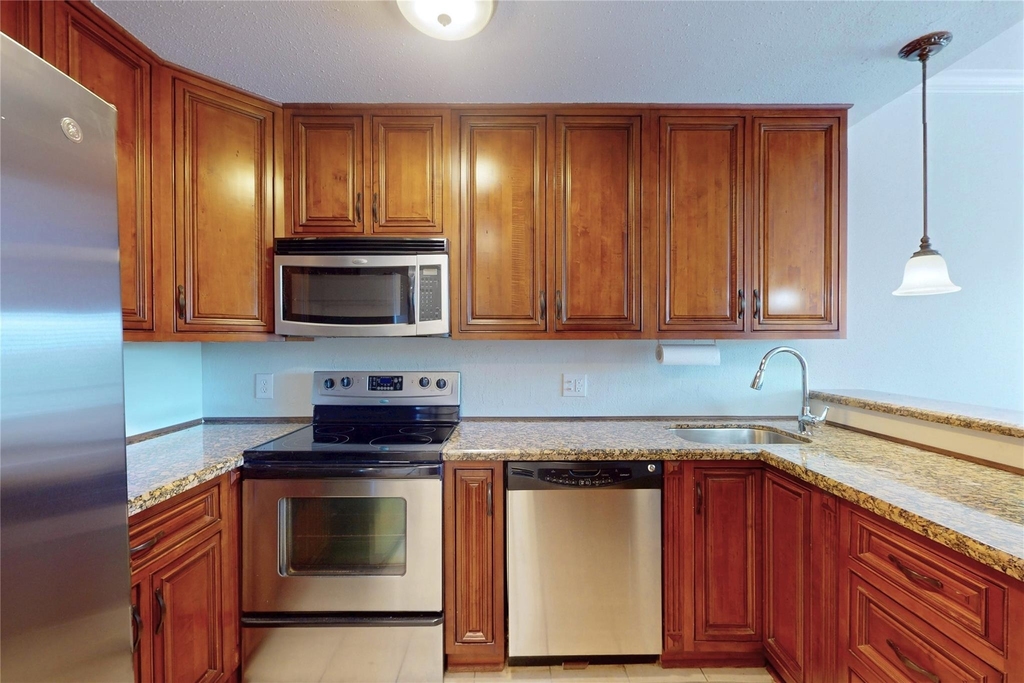 793 Davis Road - Photo 2