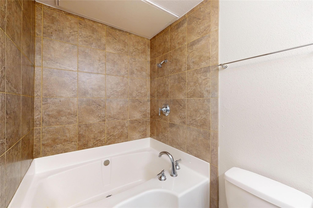 793 Davis Road - Photo 15