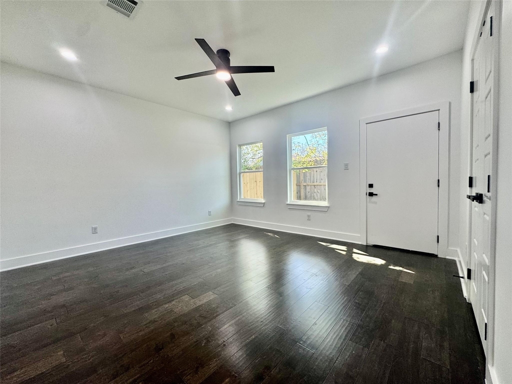 6926 Paris Street - Photo 9