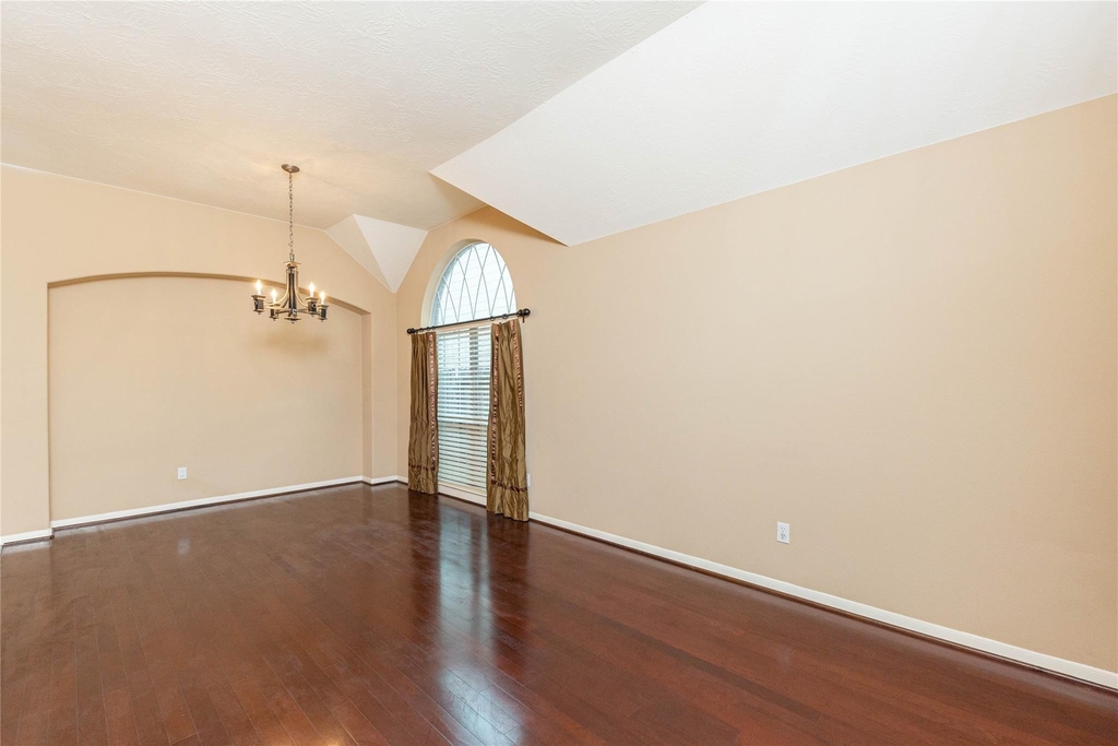 2201 Signal Hill Drive - Photo 7