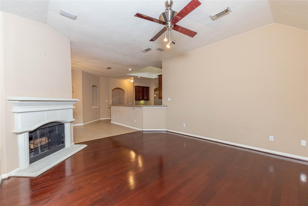 2201 Signal Hill Drive - Photo 18