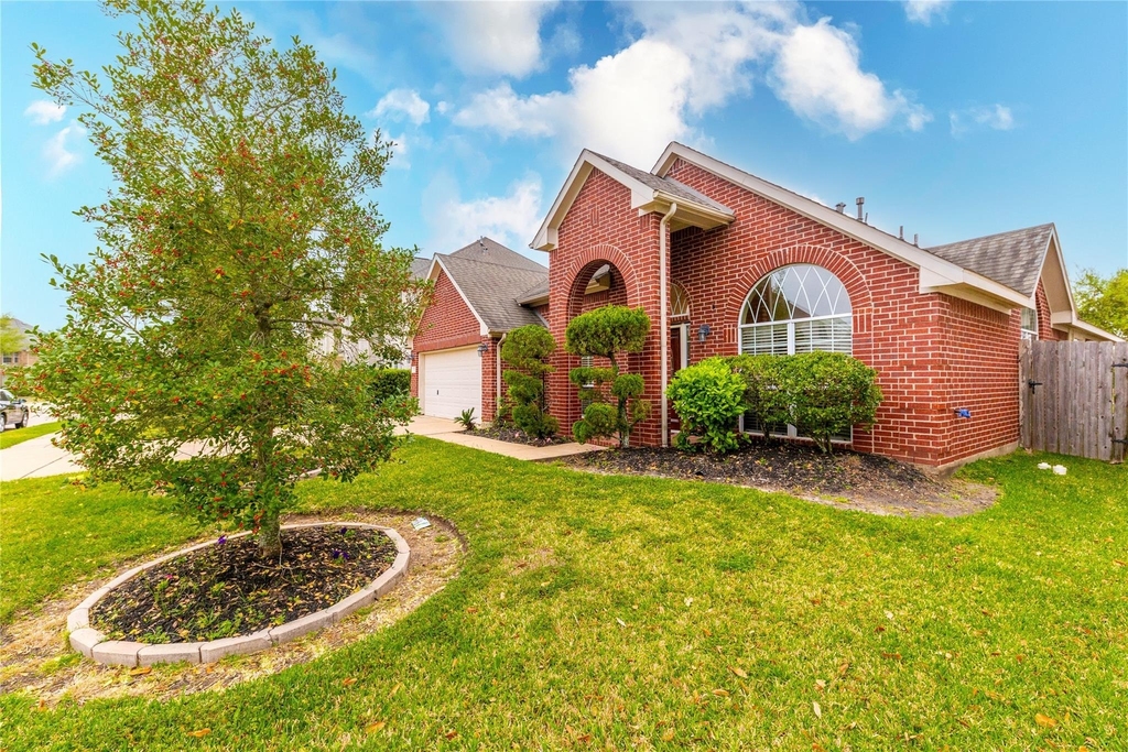 2201 Signal Hill Drive - Photo 2