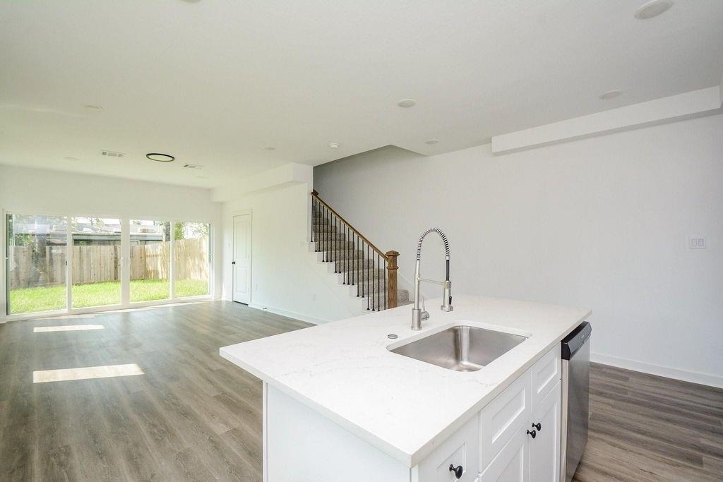 4358 Clover Street - Photo 7