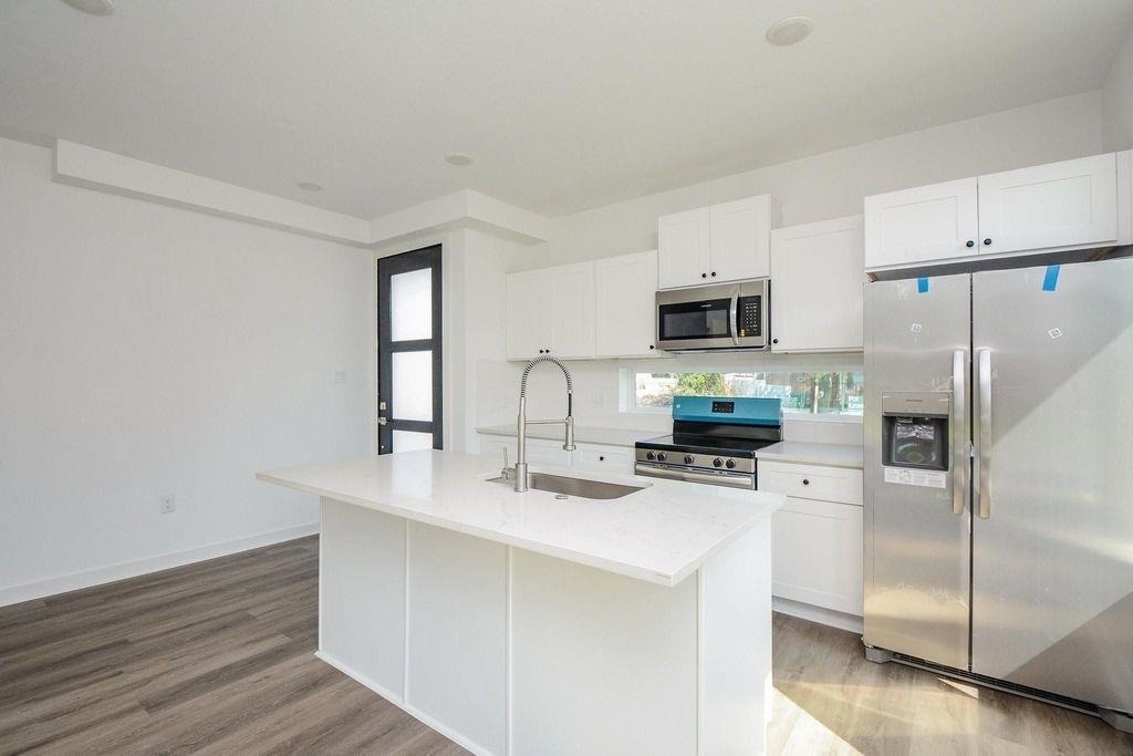 4358 Clover Street - Photo 6