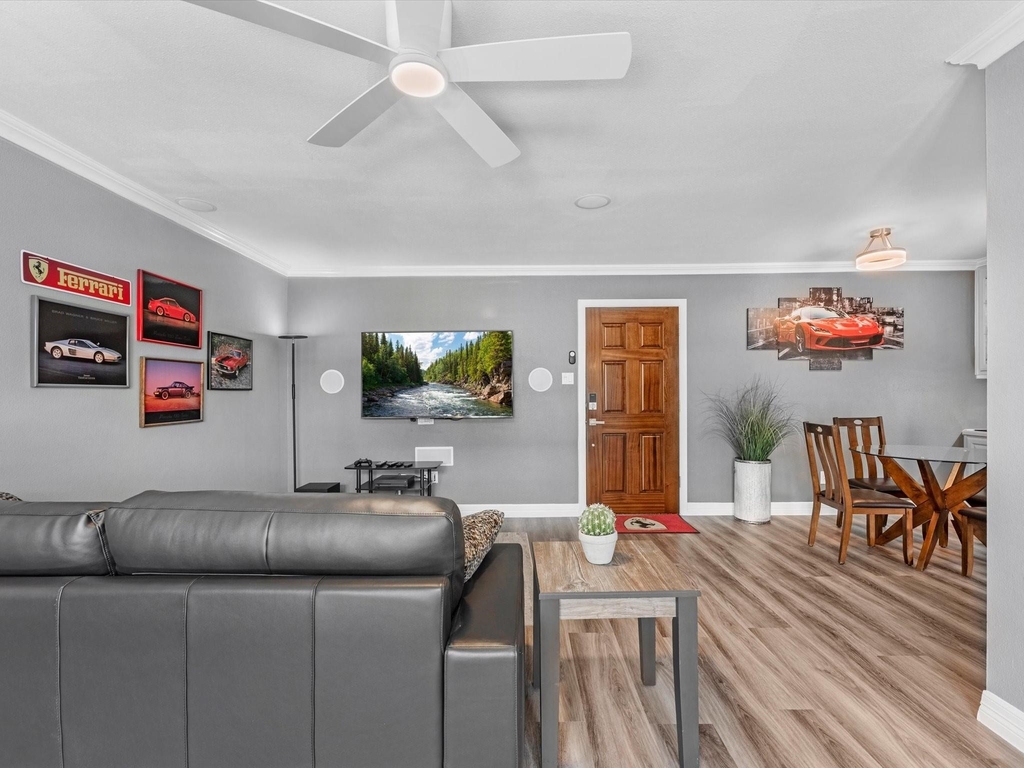 505 Westcott Street - Photo 5