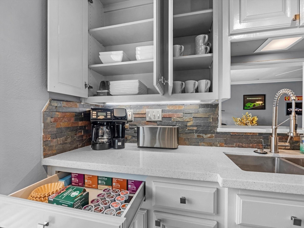 505 Westcott Street - Photo 13