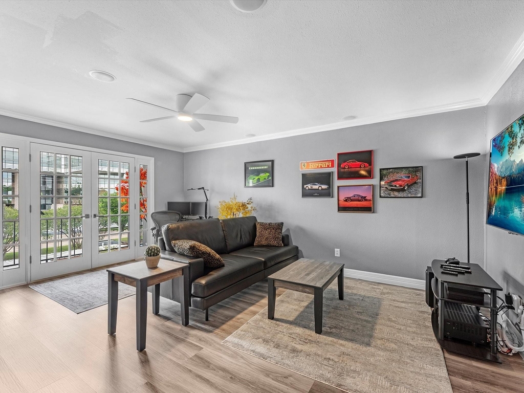 505 Westcott Street - Photo 1