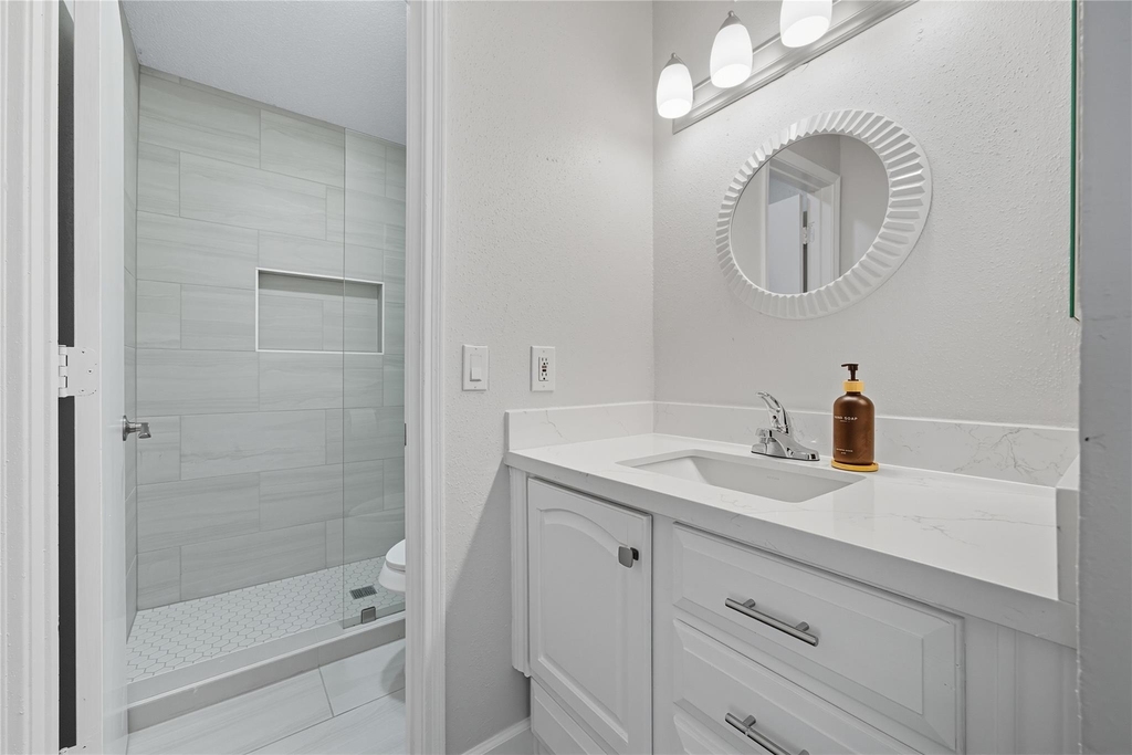 2750 Holly Hall Street - Photo 13