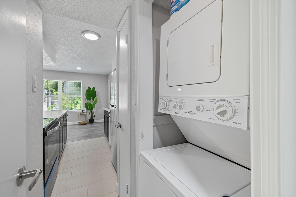 2750 Holly Hall Street - Photo 16