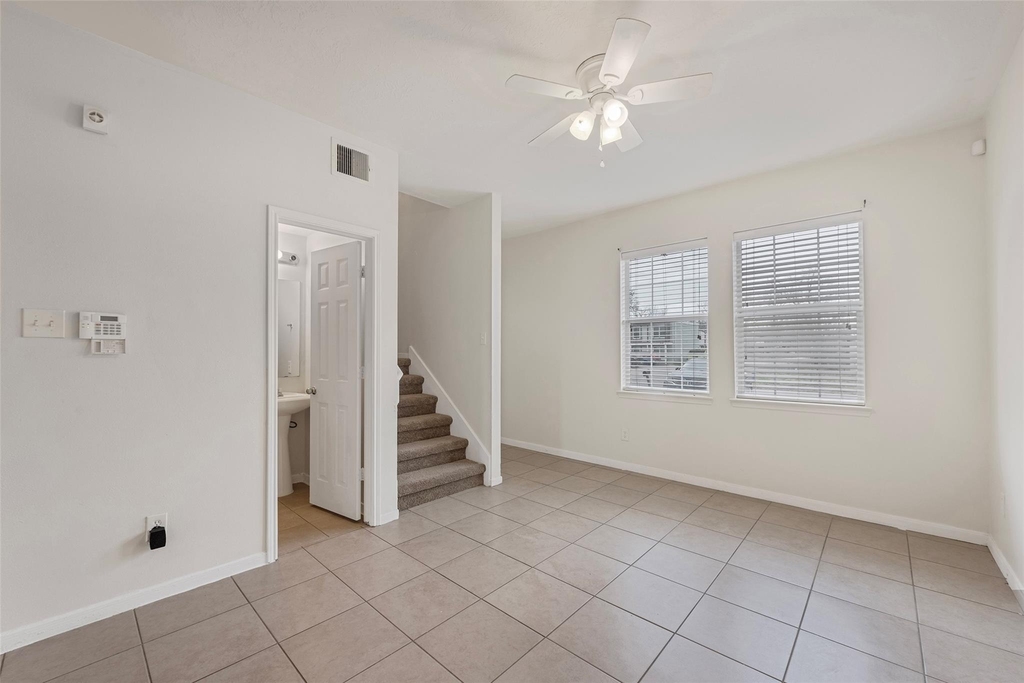 4515 Perry Street - Photo 4