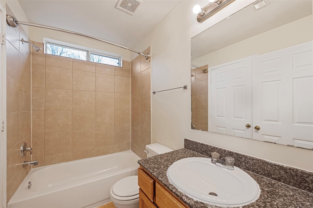 4515 Perry Street - Photo 14