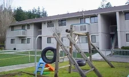 500 Tucker Ave - Photo 3