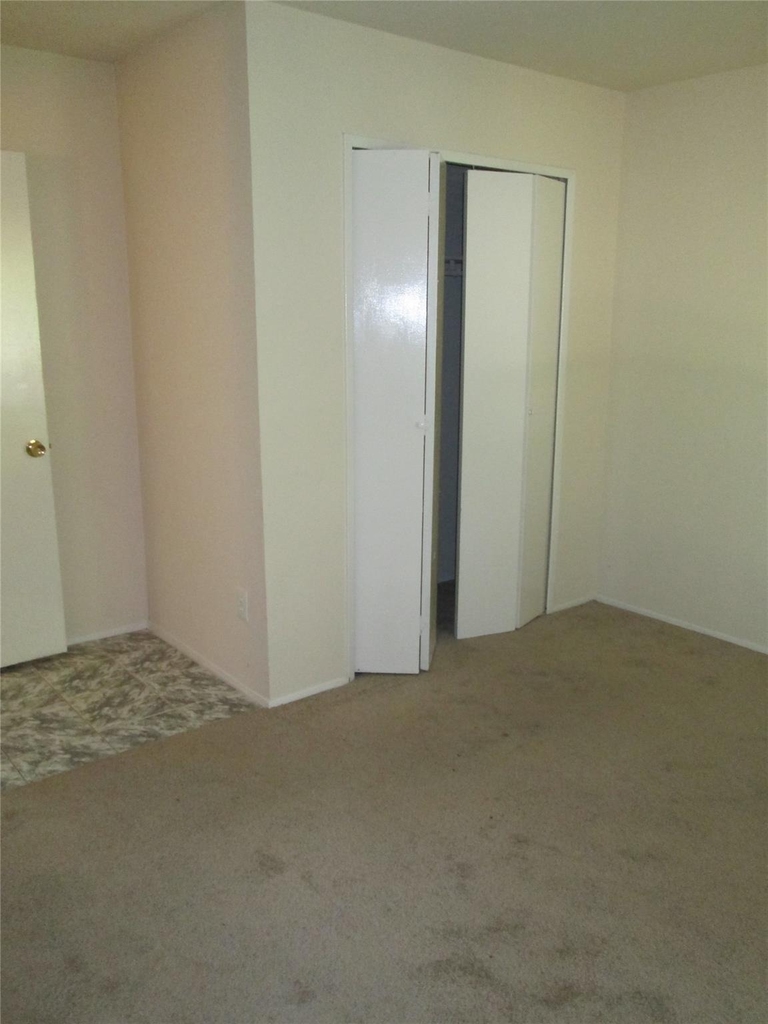 6818 Glenstein Drive - Photo 19