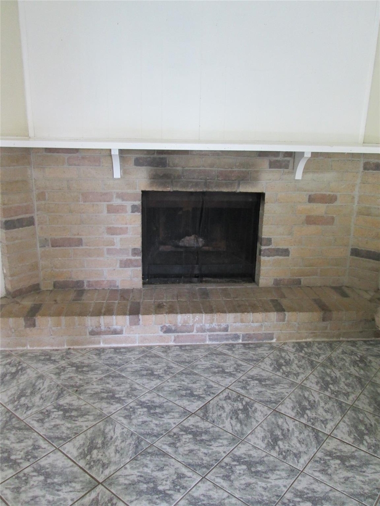 6818 Glenstein Drive - Photo 10