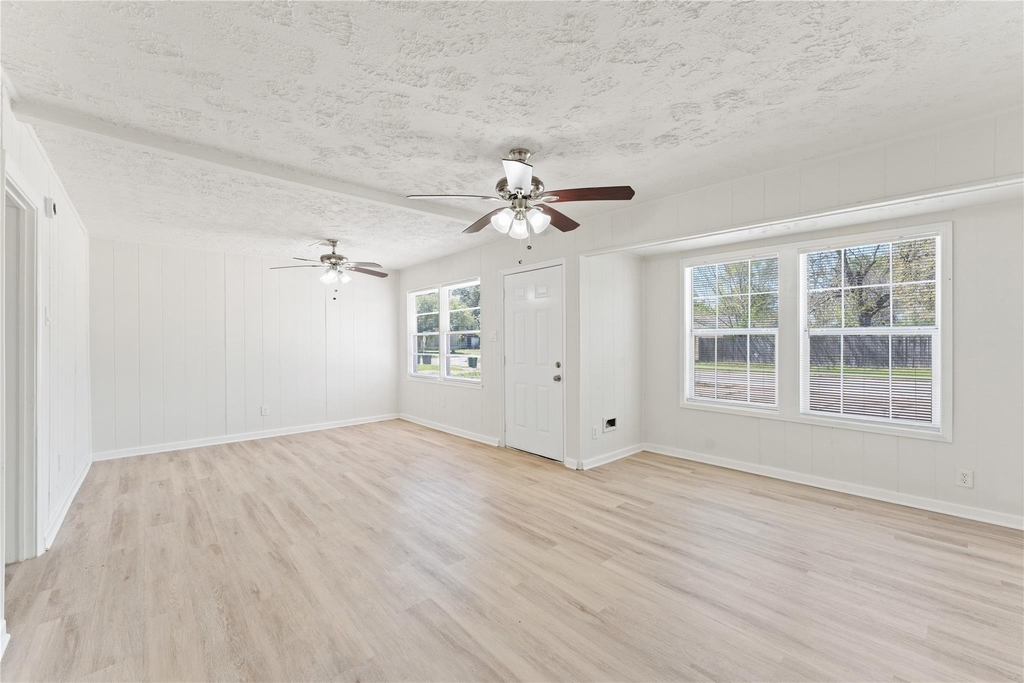 7725 St Lo Road - Photo 4