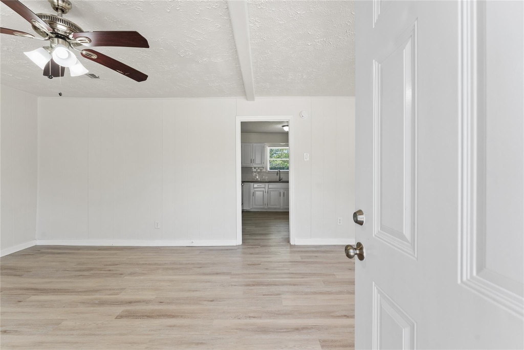 7725 St Lo Road - Photo 3