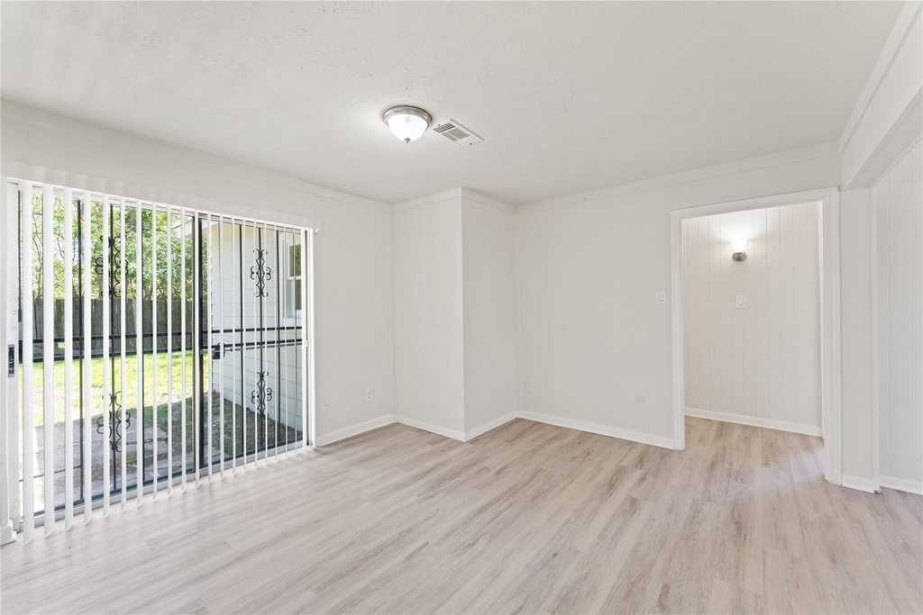 7725 St Lo Road - Photo 11