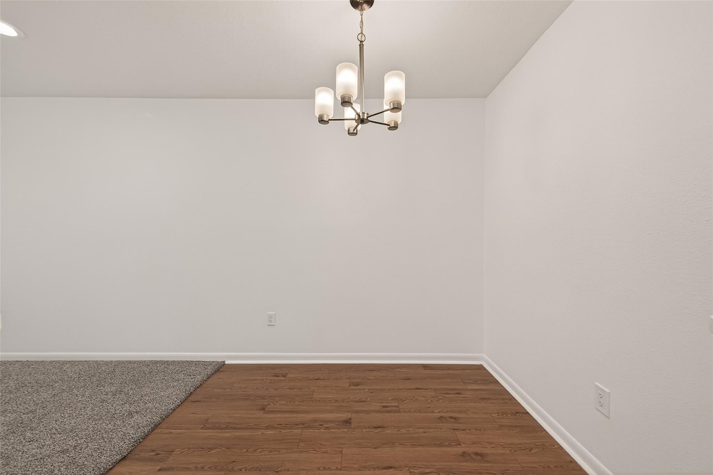 8801 Hammerly Boulevard - Photo 4