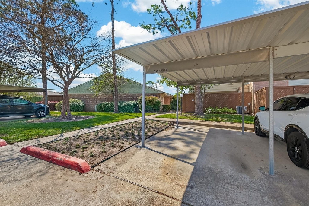 8801 Hammerly Boulevard - Photo 26