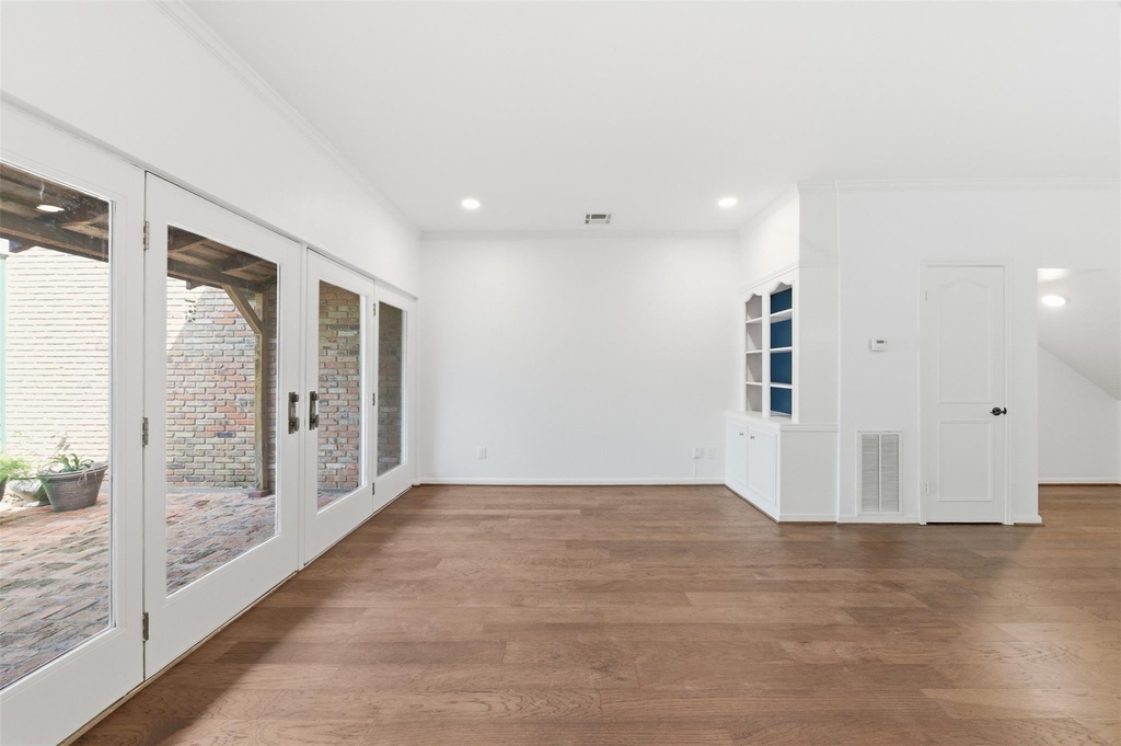 8614 Oakford Drive - Photo 16