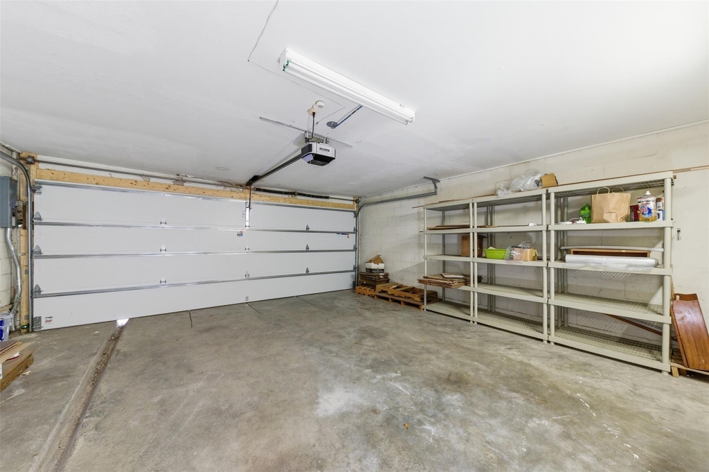 8614 Oakford Drive - Photo 35