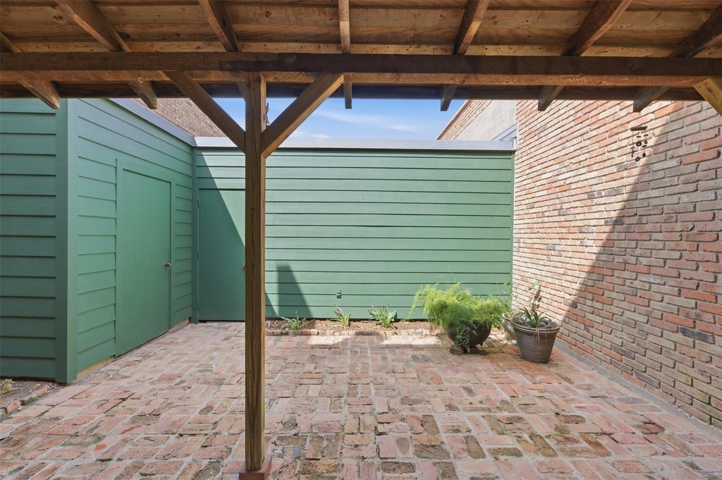 8614 Oakford Drive - Photo 32