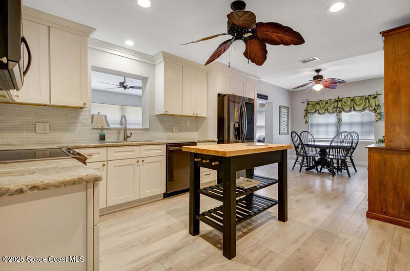 250 E Central Boulevard - Photo 5