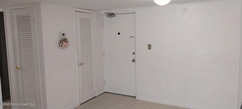 221 Columbia Drive - Photo 8