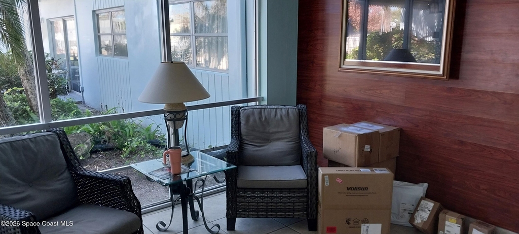 221 Columbia Drive - Photo 4
