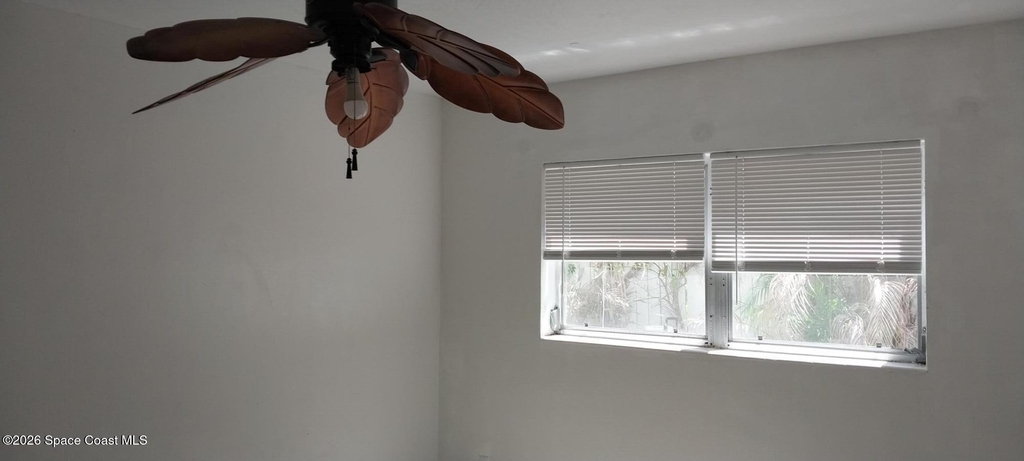 221 Columbia Drive - Photo 10