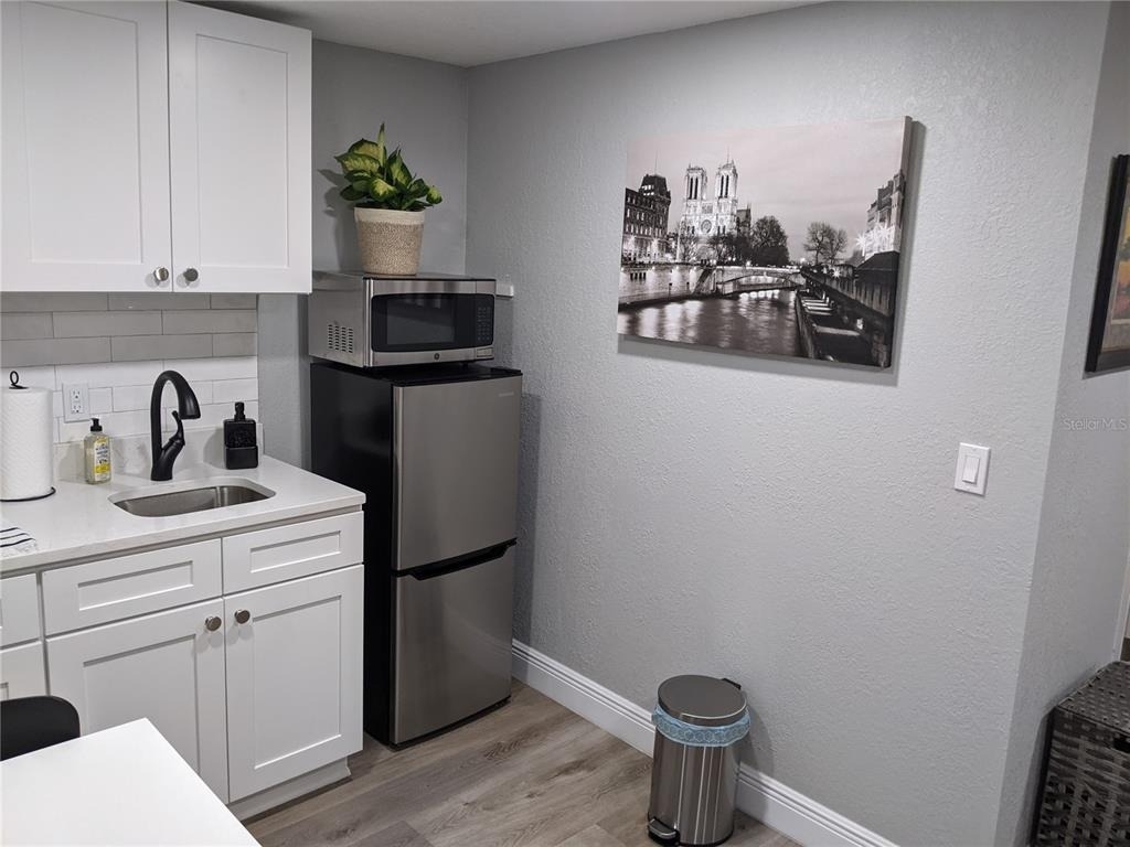 4538 W Minnehaha Street - Photo 4