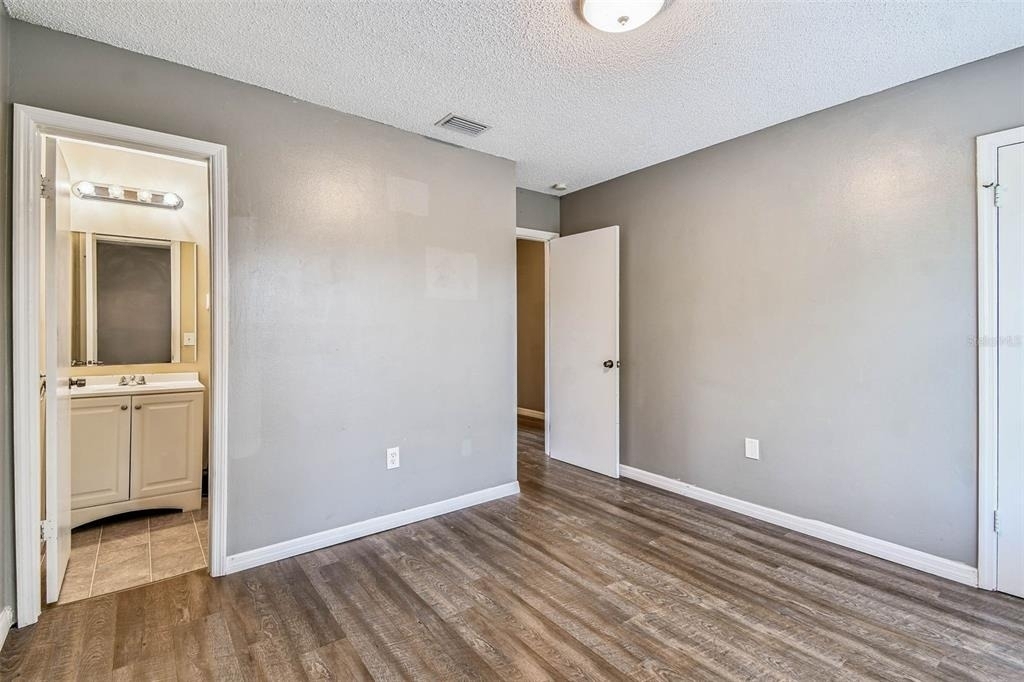 103 Brigadoon Drive - Photo 15