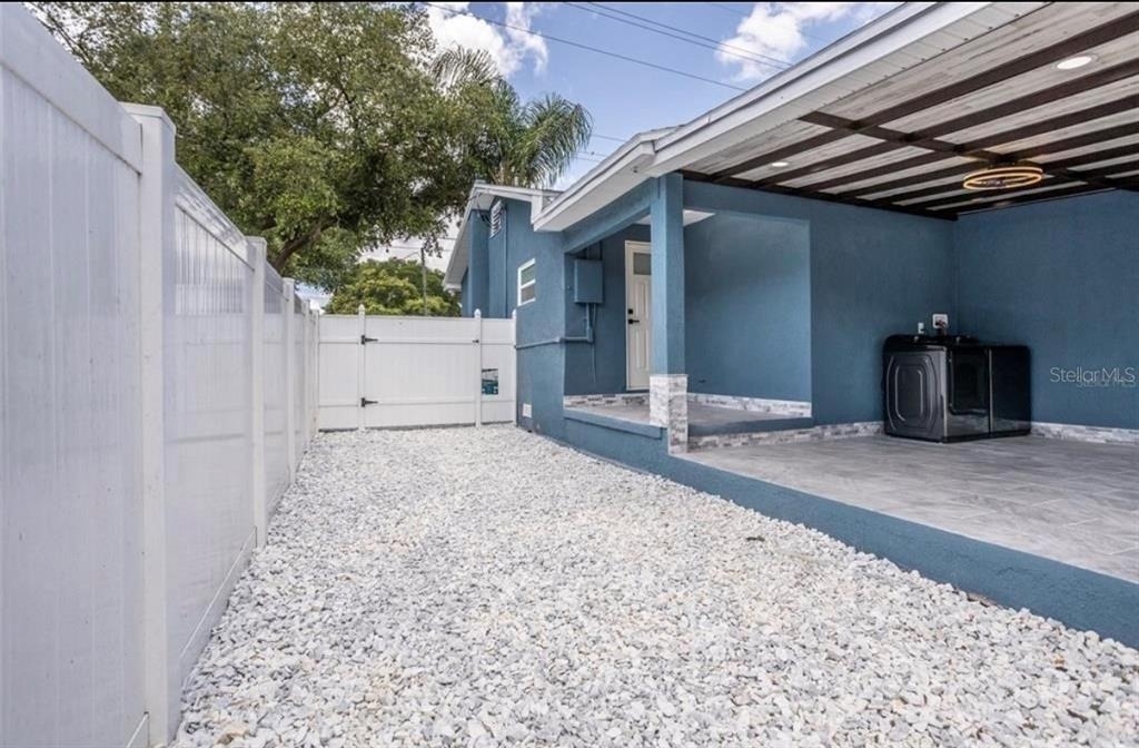 8907 N Boulevard - Photo 15