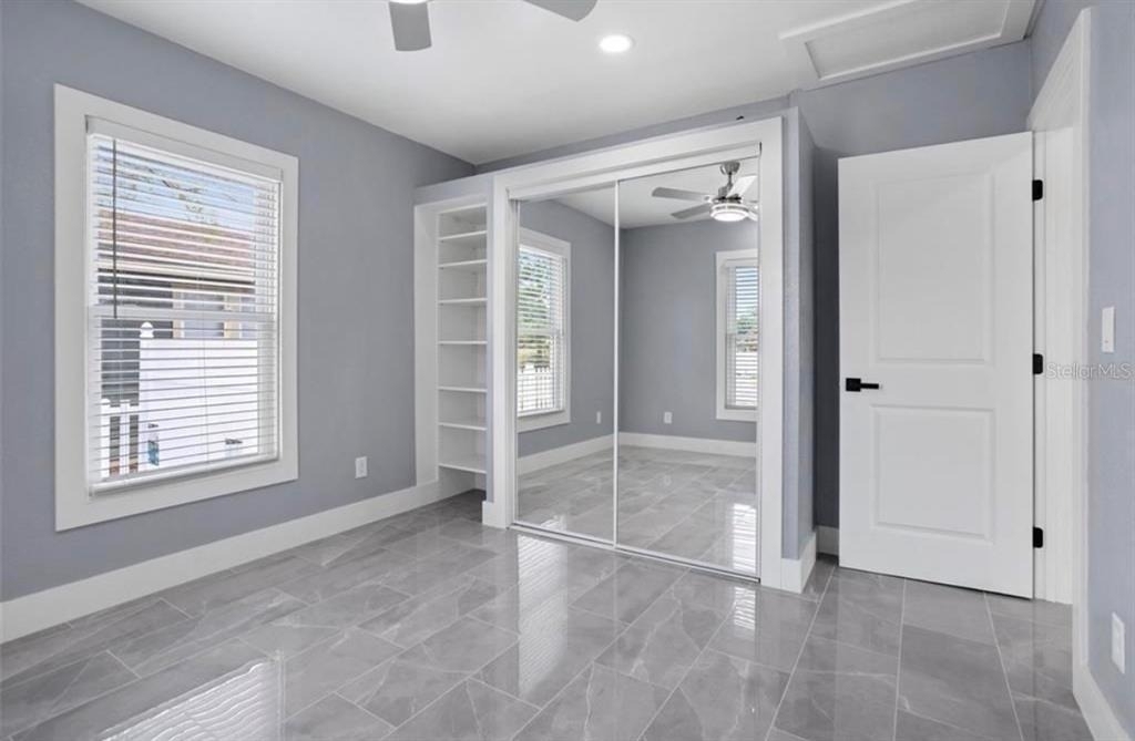 8907 N Boulevard - Photo 4