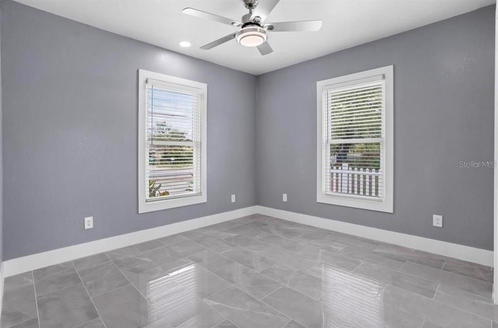 8907 N Boulevard - Photo 18