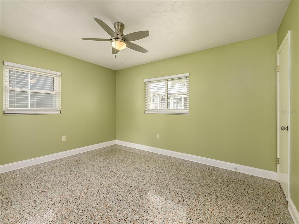907 Hillside Terrace - Photo 20