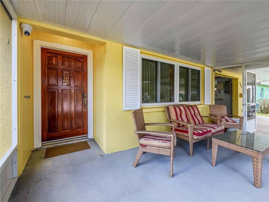 907 Hillside Terrace - Photo 1