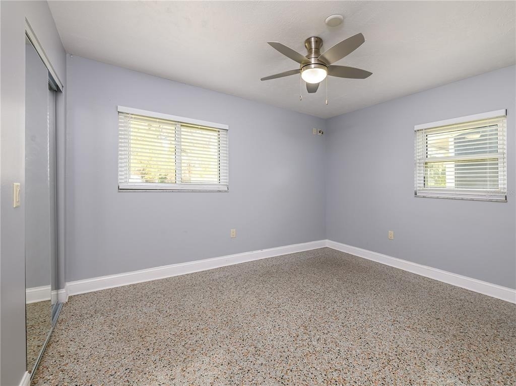 907 Hillside Terrace - Photo 22