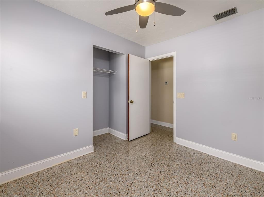 907 Hillside Terrace - Photo 25