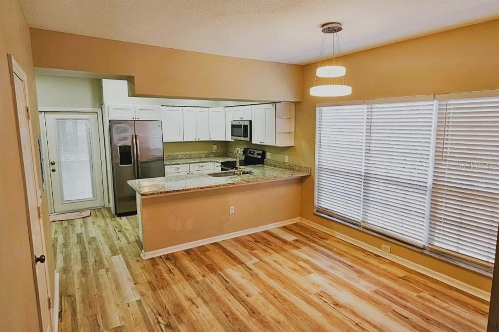 2700 Penzance Street - Photo 8