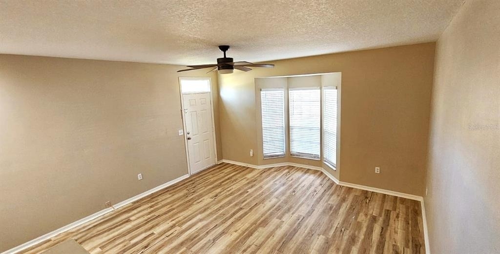 2700 Penzance Street - Photo 4