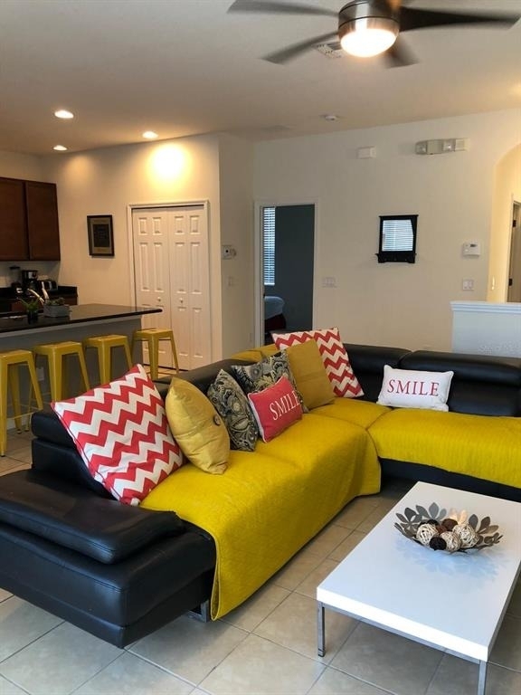 921 Las Fuentes Drive - Photo 4