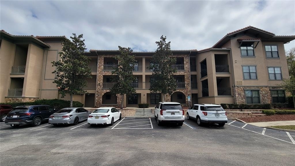 914 Charo Parkway - Photo 3